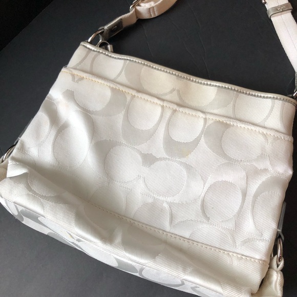 Coach Purse - Picture 4 of 6